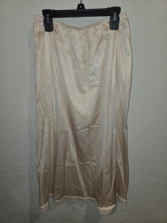 Montgomery Ward Other - Vintage Montgomery Ward Antron Nylon Half Slip | Nude Beige Lace | Size Large